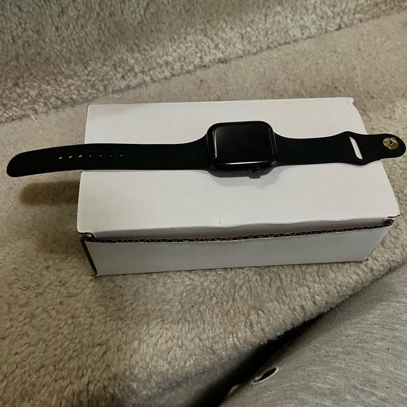 Apple watch series 7